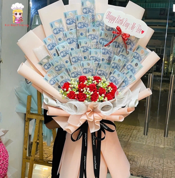 Bó hoa tiền tặng mẹ yêu
