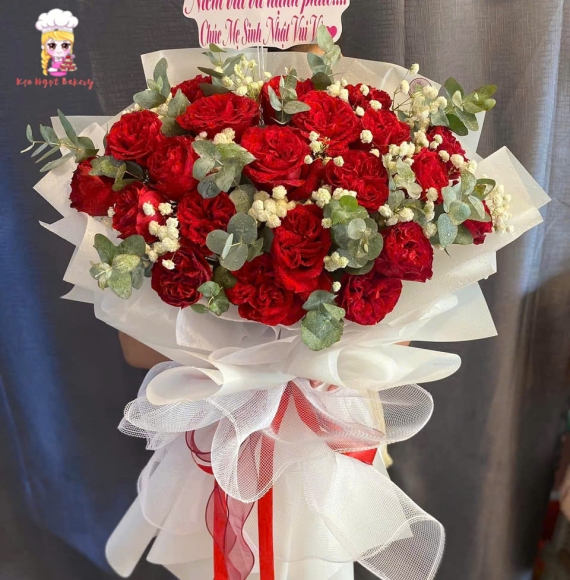 Bó hoa hồng tươi tặng mẹ