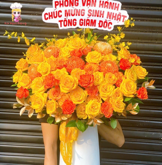 Giỏ hoa chúc mừng sinh nhật sếp