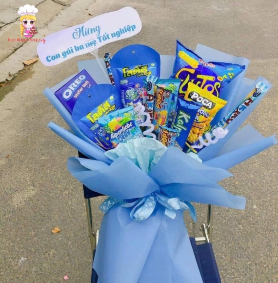 Sét quà bánh kẹo mừng tốt nghiệp