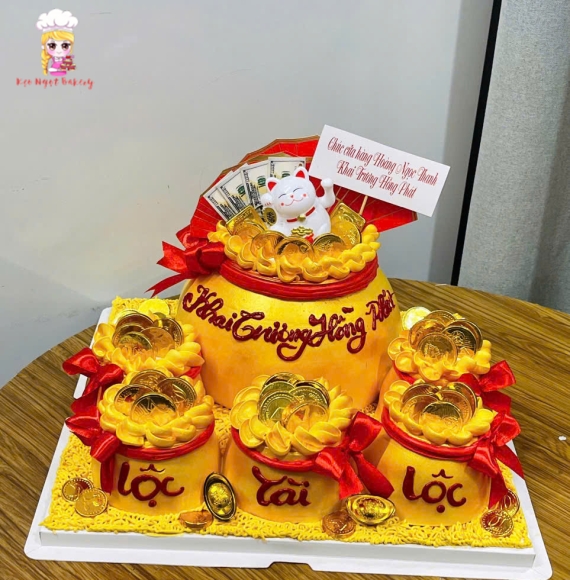 Bánh kem hủ vàng mừng khai trương quận tân bình