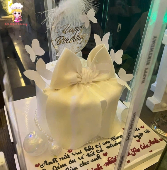 Hộp Bánh Nơ Fondant Luxury sang chảnh