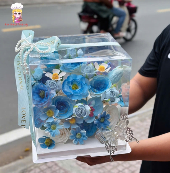 Hộp hoa sáp tone xanh dương 