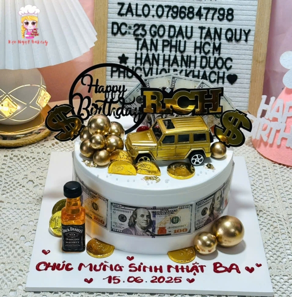 Bánh cho nam kèm phụ kiện theo yêu cầu