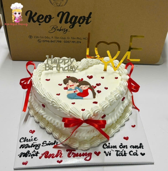 Bánh kem trái tim tặng người yêu hot năm 2025