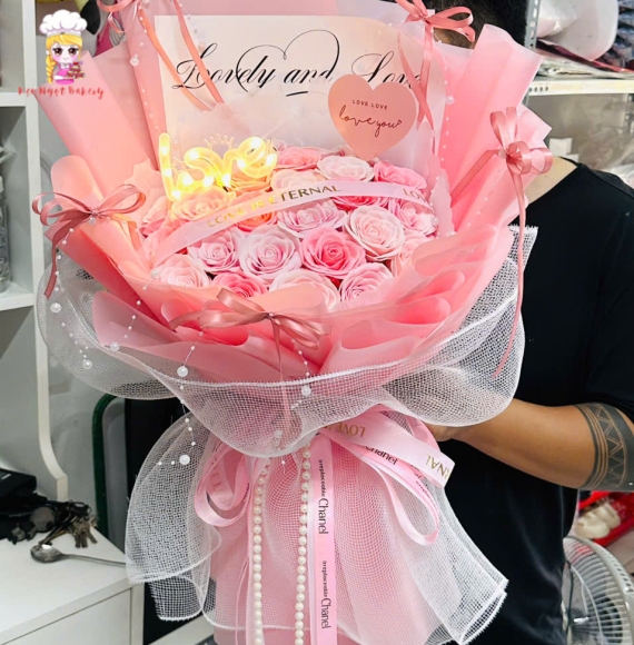 Hoa sáp tone hồng có đen