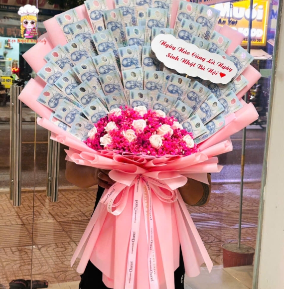 Bó hoa tiền tờ 20k hot 2025