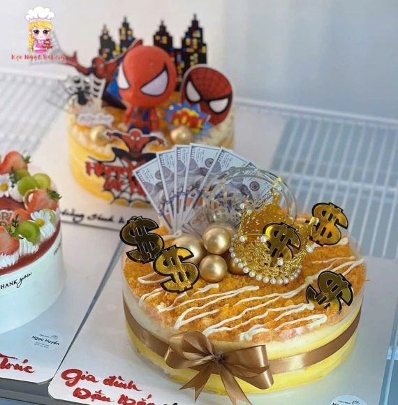 Bánh bông lan trứng muối sang trọng dành nữ