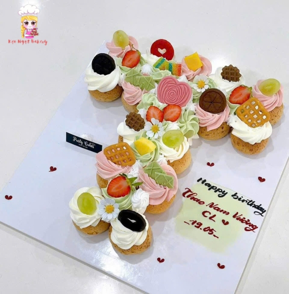 Bánh su kem tặng sinh nhật chữ T