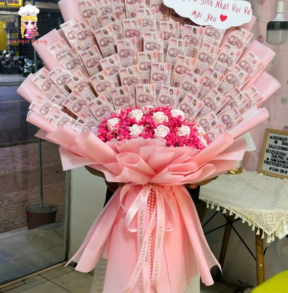 Bó hoa tiền 50K kèm hoa sáp