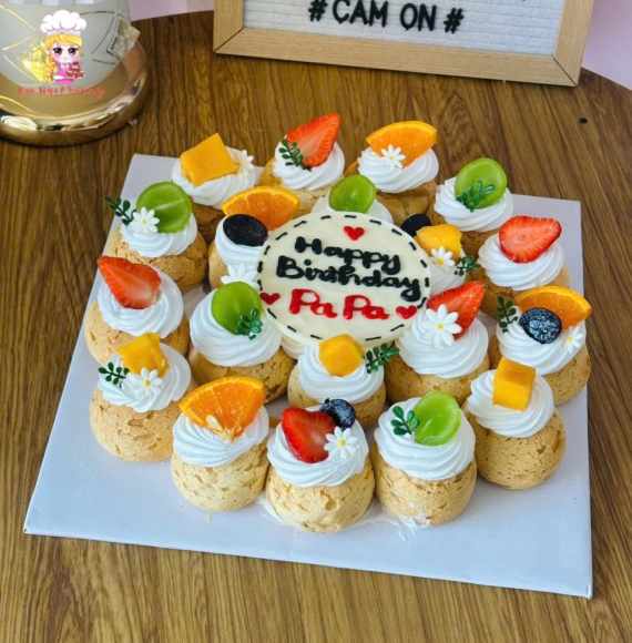 Bánh Su kem tặng sinh nhật