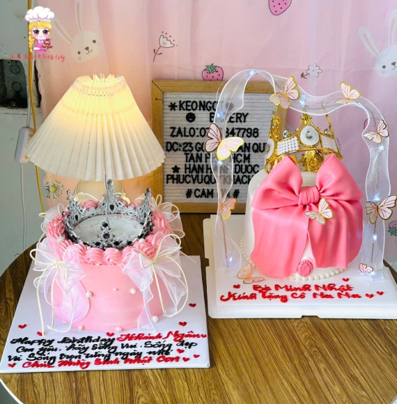 Bánh kem thổi kim tuyến và bánh kem nơ combo sang trọng