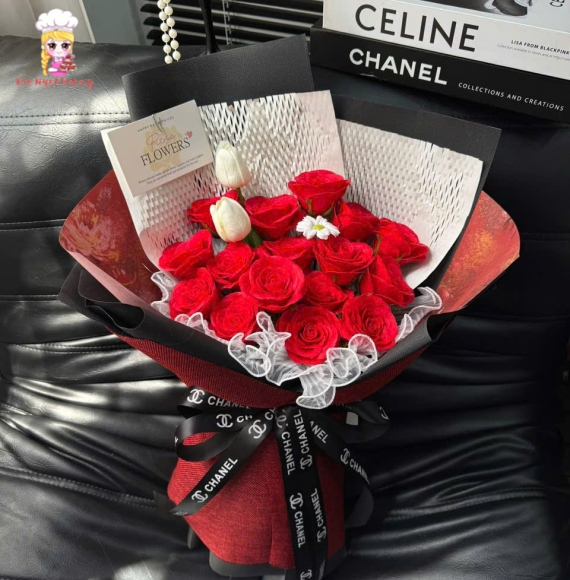 Hoa sáp tone đỏ tại Kẹo Ngọt