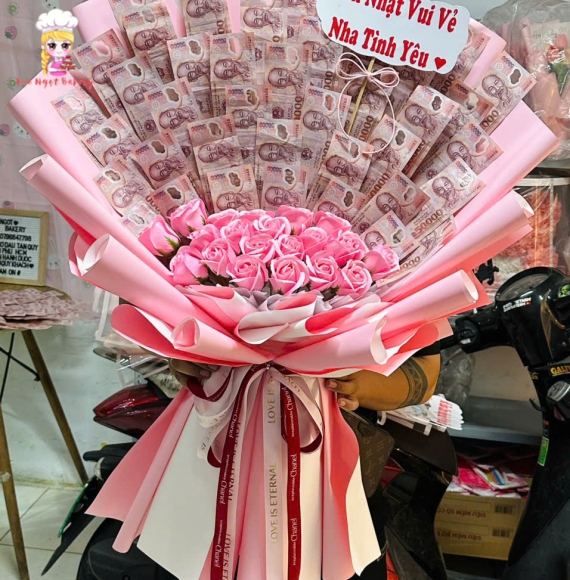 Hoa tiền khổng lồ 50k ở tân phú