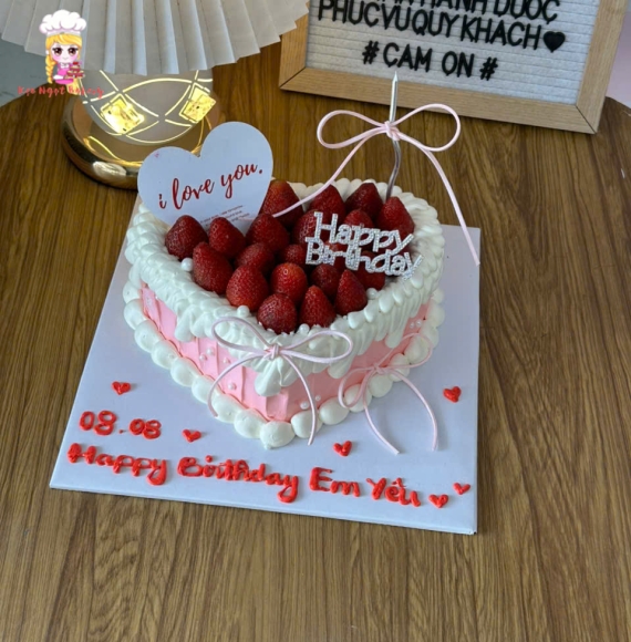 Mẫu bánh kem tặng em yêu hình trái tim