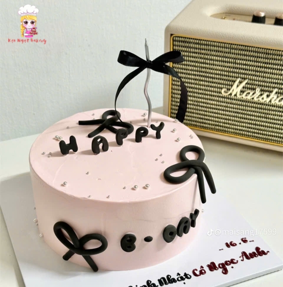 Mẫu bánh kem tặng bạn thân