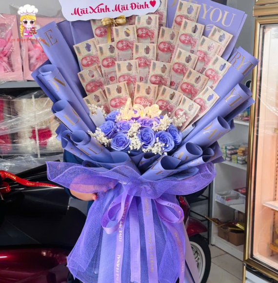 Bó hoa tiền tờ 200k tặng em yêu mẫu hot