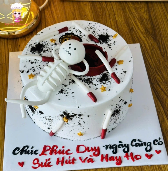 Bánh kem nhây bựa ,dành cho tín đồ mê thuốc lá 