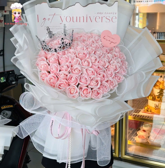 Bó hoa sáp tặng ngày lễ giao nhanh ở tân phú