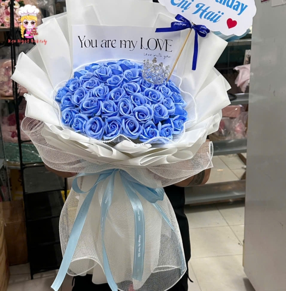 Bó hoa sáp xanh dương sang trọng