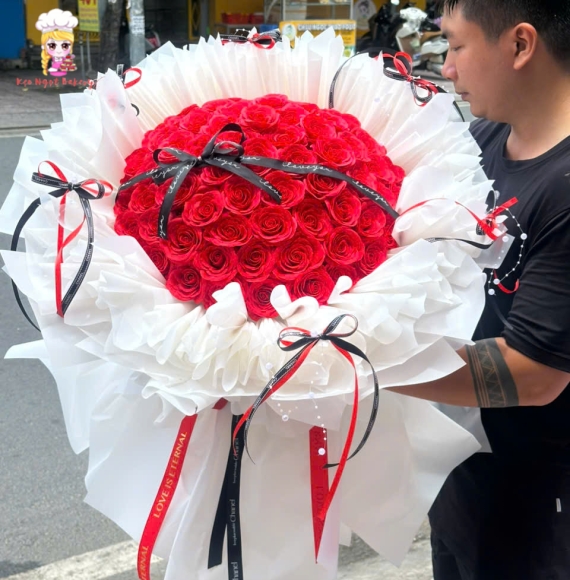 Hoa sáp tình yêu đỏ rực