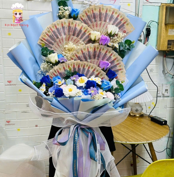 Hoa tiền xếp quạt tờ 200k