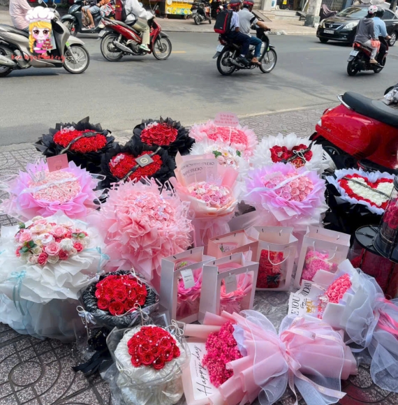 Hoa sáp 20/10 siêu hot tại Kẹo Ngọt -Tân Phú