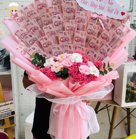 Hoa tiền tờ 50k xinh màu hồng dễ thương