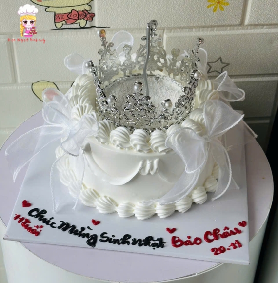 Bánh kem thổi kim tuyến bling bling hot tại Kẹo Ngọt