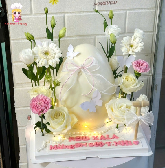 Bánh trứng đập hoa tươi lung linh-Kẹo Ngọt Bakery