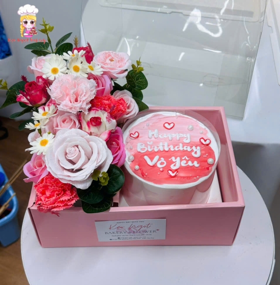 Sét hoa và bánh tặng vợ yêu ngày sinh nhật
