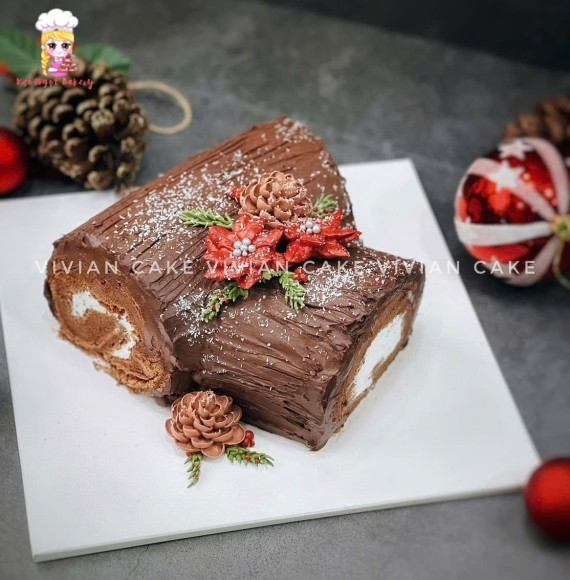 Mẫu bánh kem khúc gỗ