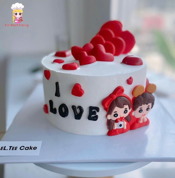 Bánh kem tặng ngày lễ valentines vẻ hình cặp đôi 