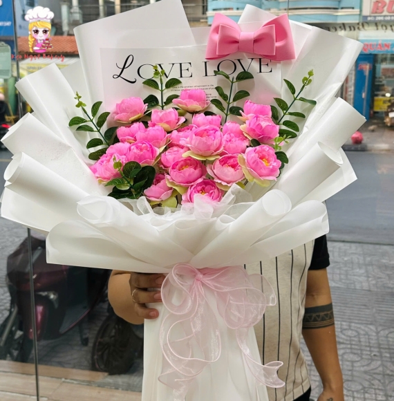 Mẫu bó hoa sáp tone đỏ tại quận 3