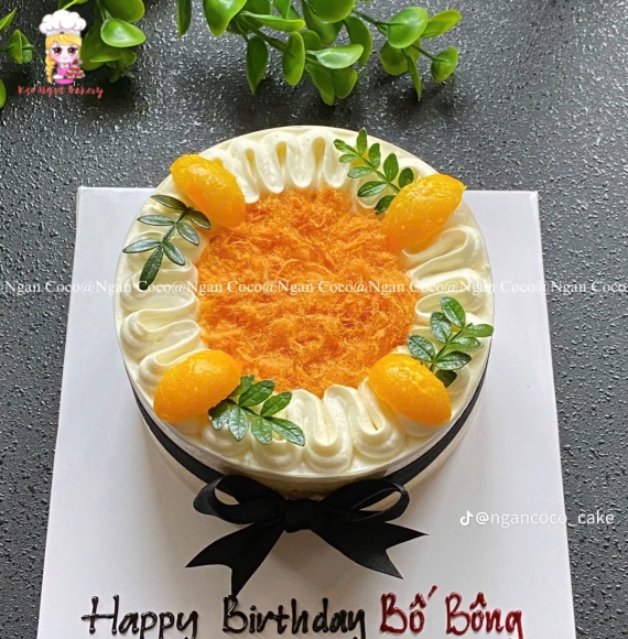 Bánh bông lan trứng muối tặng valentine ở quận 2