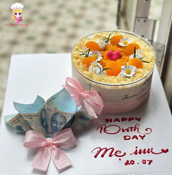 Bánh bông lan trứng muối tặng kèm tiền chúc mừng