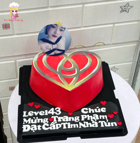 Bánh kem dành cho idol live tik tok lên level 43