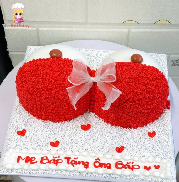 Bánh kem làm theo yêu cầu tại Kẹo Ngọt Bakery