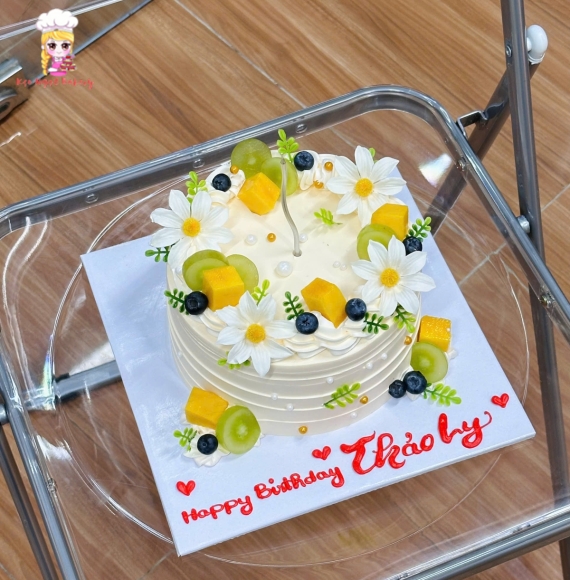 Bánh kem dành cho nữ  kết hợp trái cây