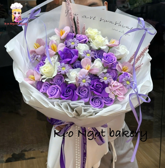 Hoa Sáp Sinh Nhật Đẹp TP.HCM tone tím đẹp 