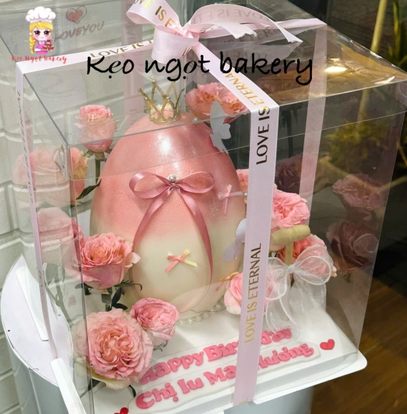 Bánh Trứng Quà Tặng Lãng Mạn Kết Hợp Hoa Tiền