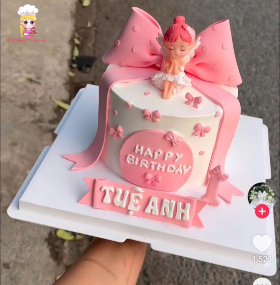 Bánh kem dành cho bé gái siêu hot 2026