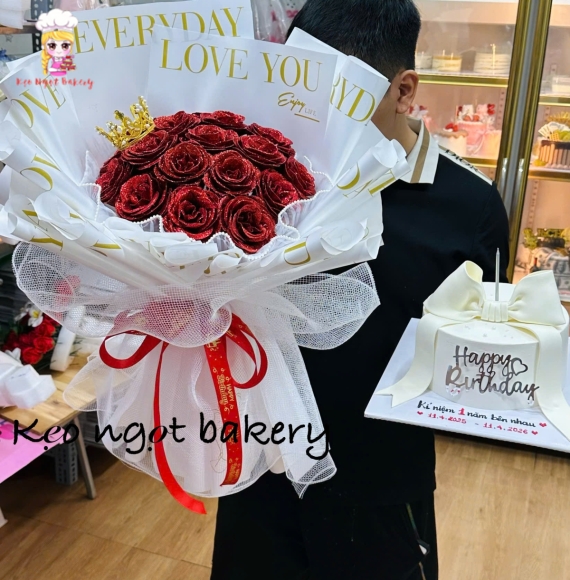 Combo bánh và hoa tặng người yêu siêu hot 