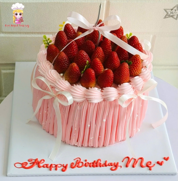 Bánh kem tone hồng tặng mẹ 