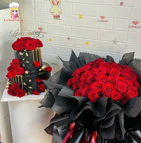 Set bánh kem và hoa tone đỏ siêu sang 