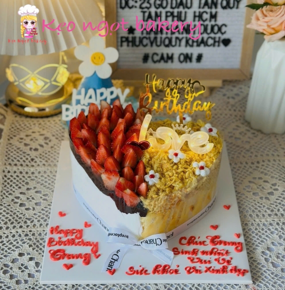 Bánh bông lan trứng muối làm theo yêu cầu 