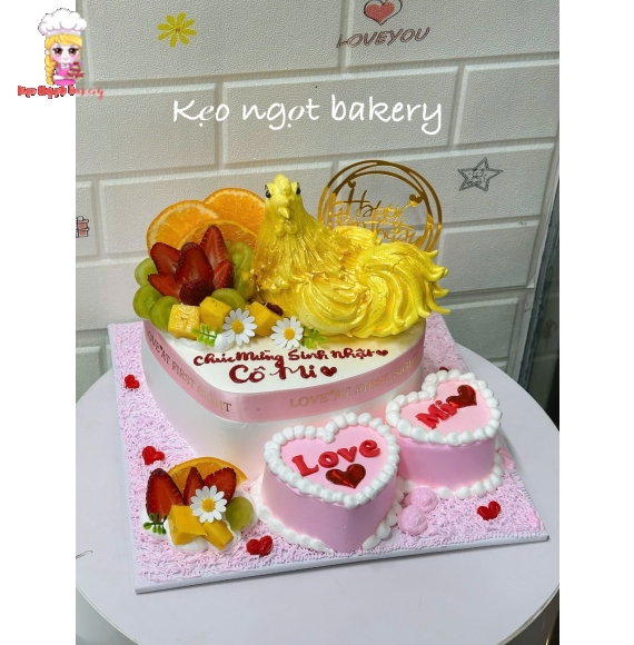 bánh kem sinh nhật tone hồng tặng cô 