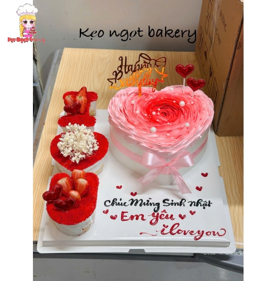 Bánh kem trái tim tone hồng tặng em yêu 