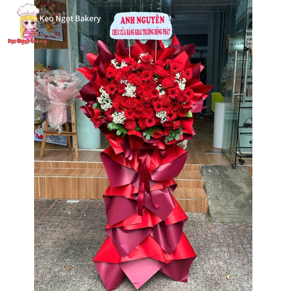 Kệ hoa tươi tone đỏ chúc mừng siêu hot