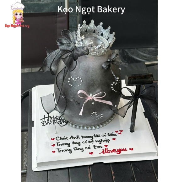 Mẫu bánh đập trứng siêu hot tặng các cặp đôi 
